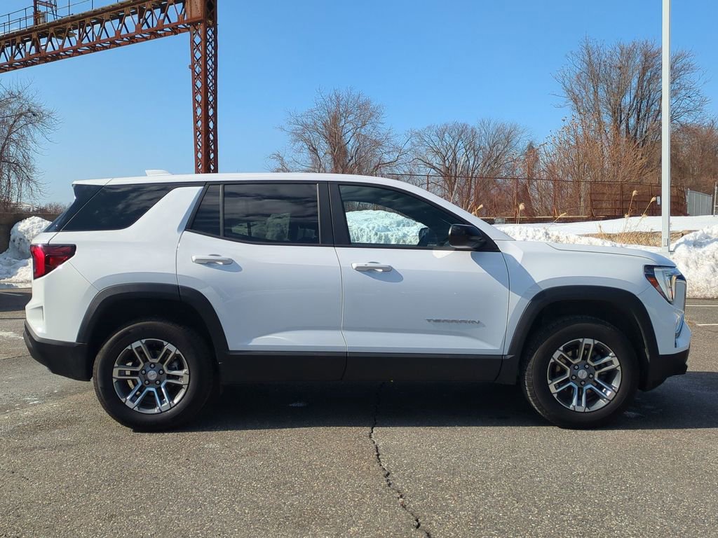 Certified 2026 GMC Terrain Elevation image 2