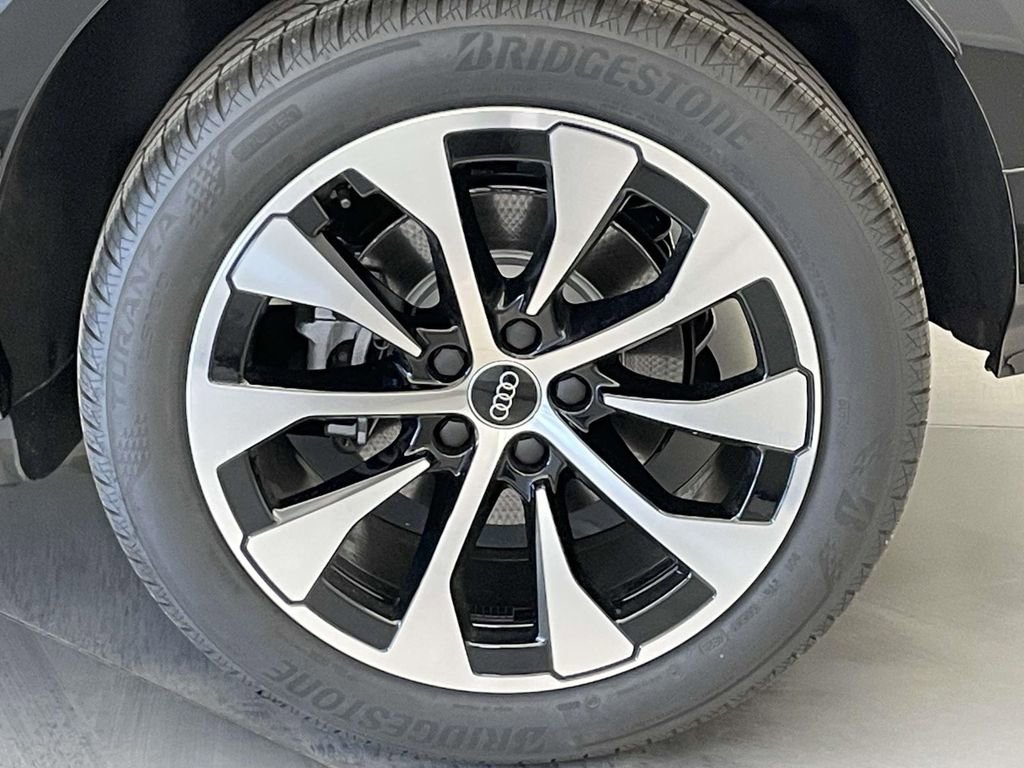 New 2026 Audi Q3 quattro 2.0T image 12