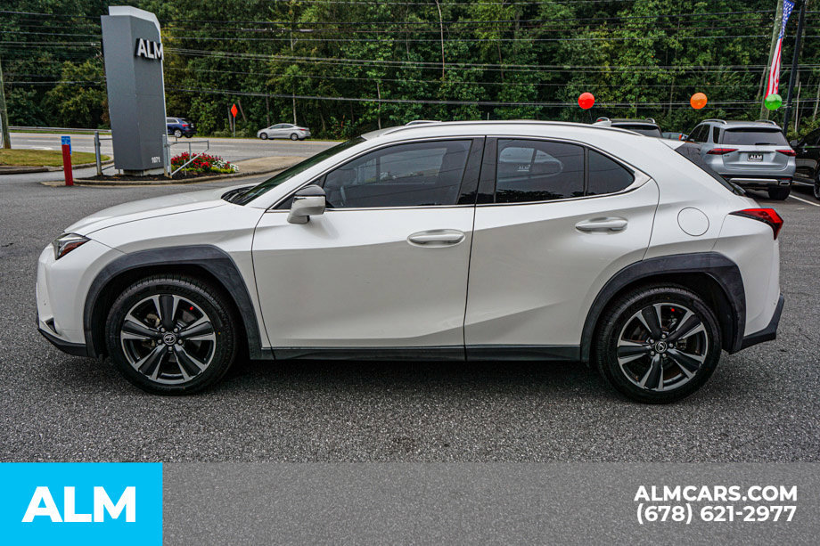 Used 2020 Lexus UX 200 w/ Accessory Package 2 FWD image 6