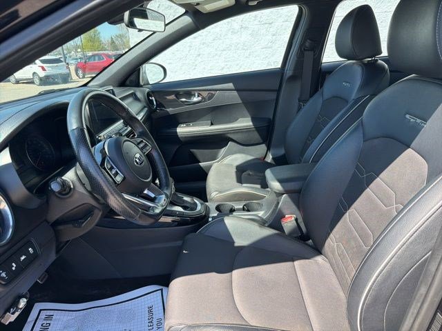 Used 2020 Kia Forte GT-Line w/ GT-Line Premium Package FWD image 12