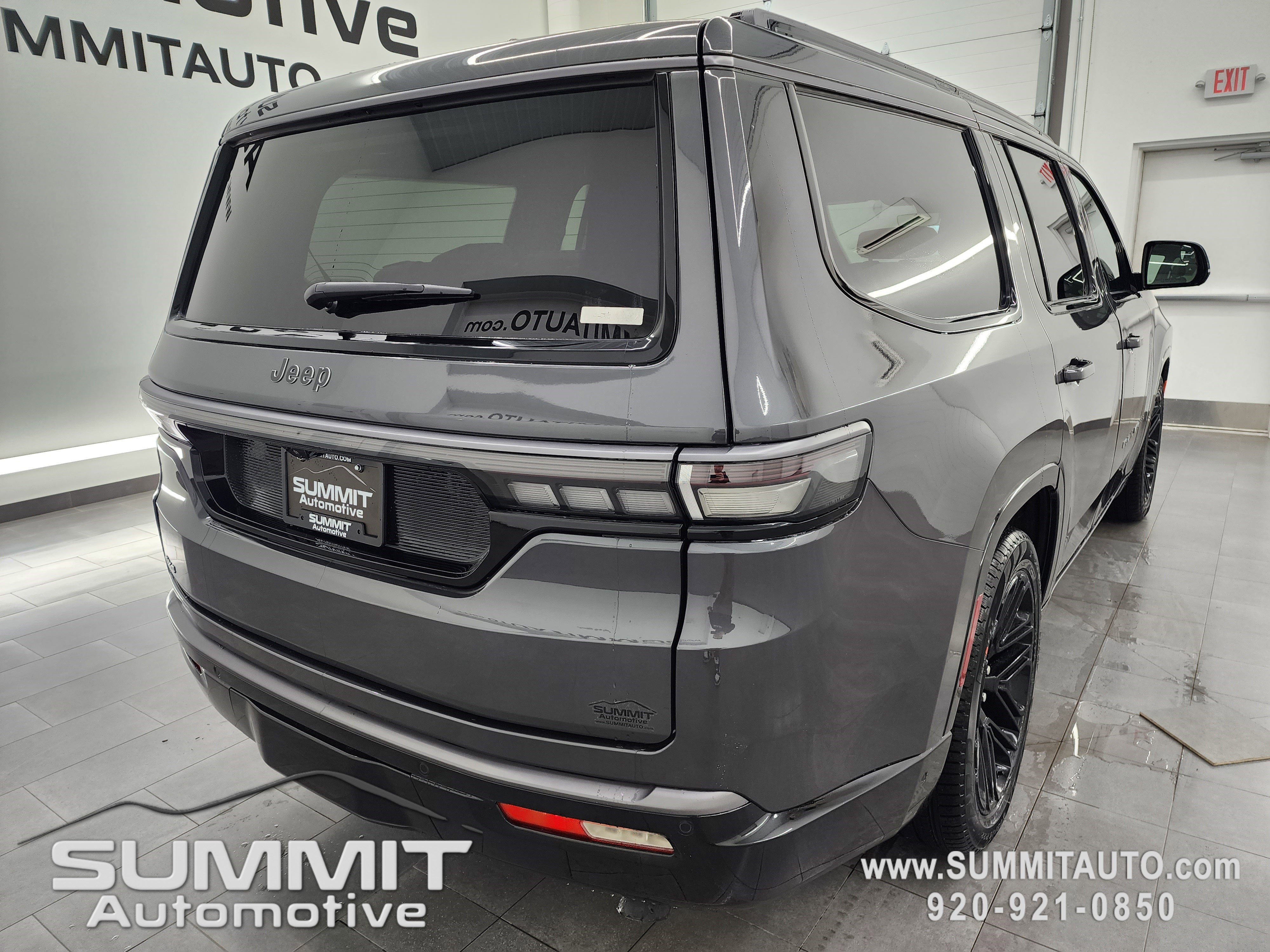 New 2026 Jeep Grand Wagoneer Limited image 4