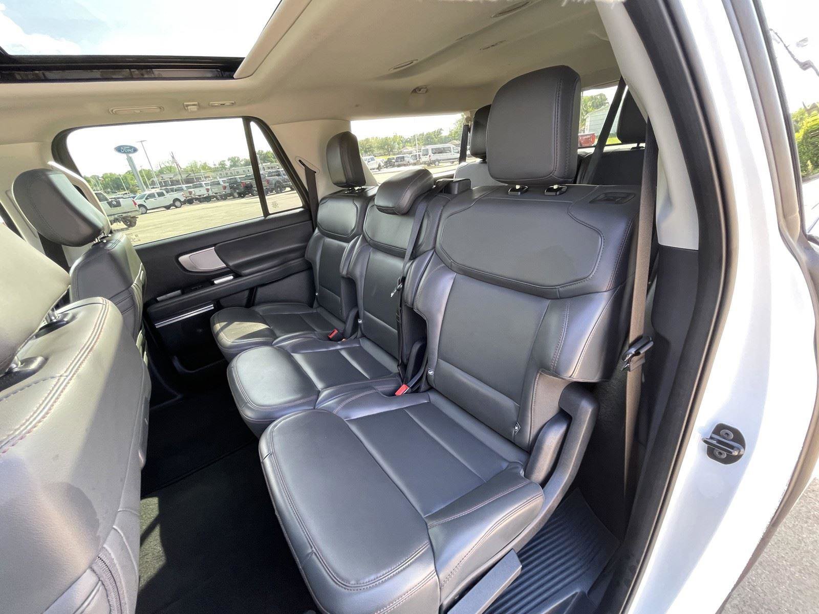 Used 2025 Ford Expedition Max Active AWD/4WD image 39