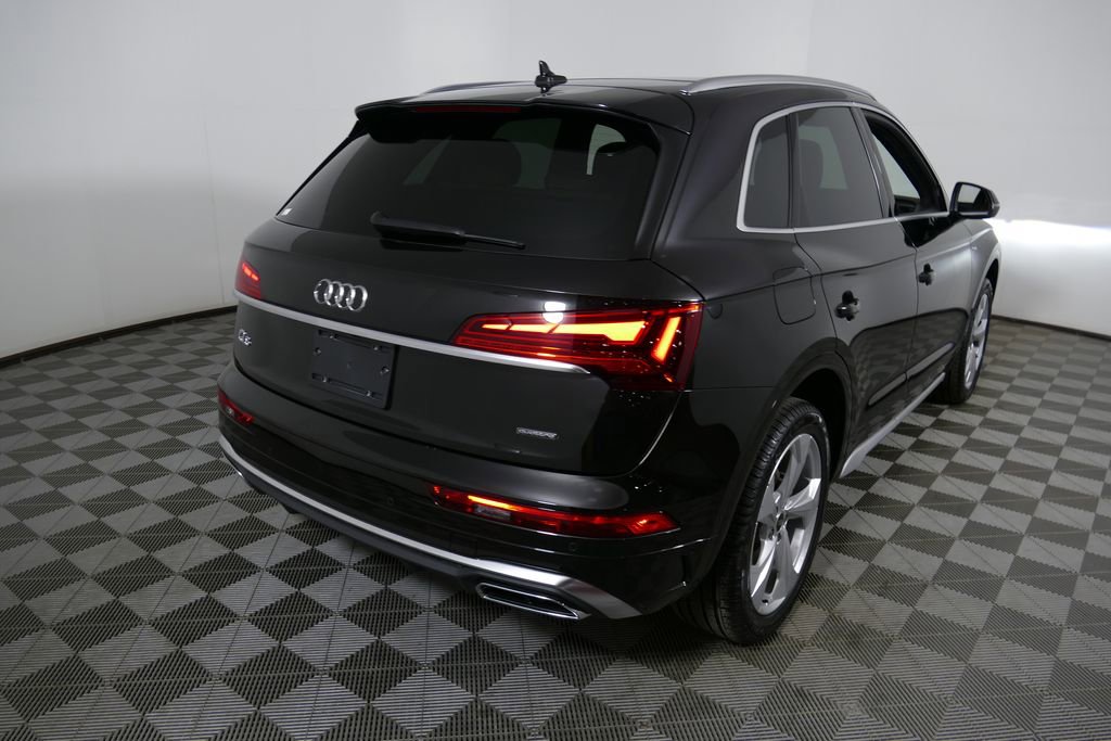 Certified 2025 Audi Q5 2.0T Premium Plus w/ Premium Plus Package AWD/4WD image 34