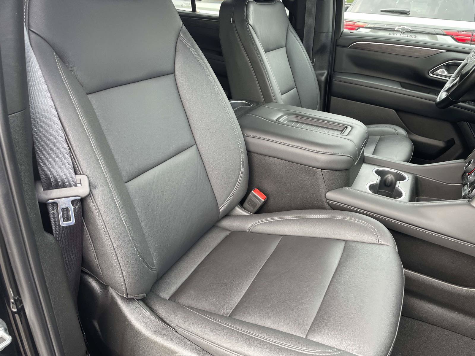 Certified 2023 Chevrolet Tahoe Z71 w/ Luxury Package AWD/4WD image 21