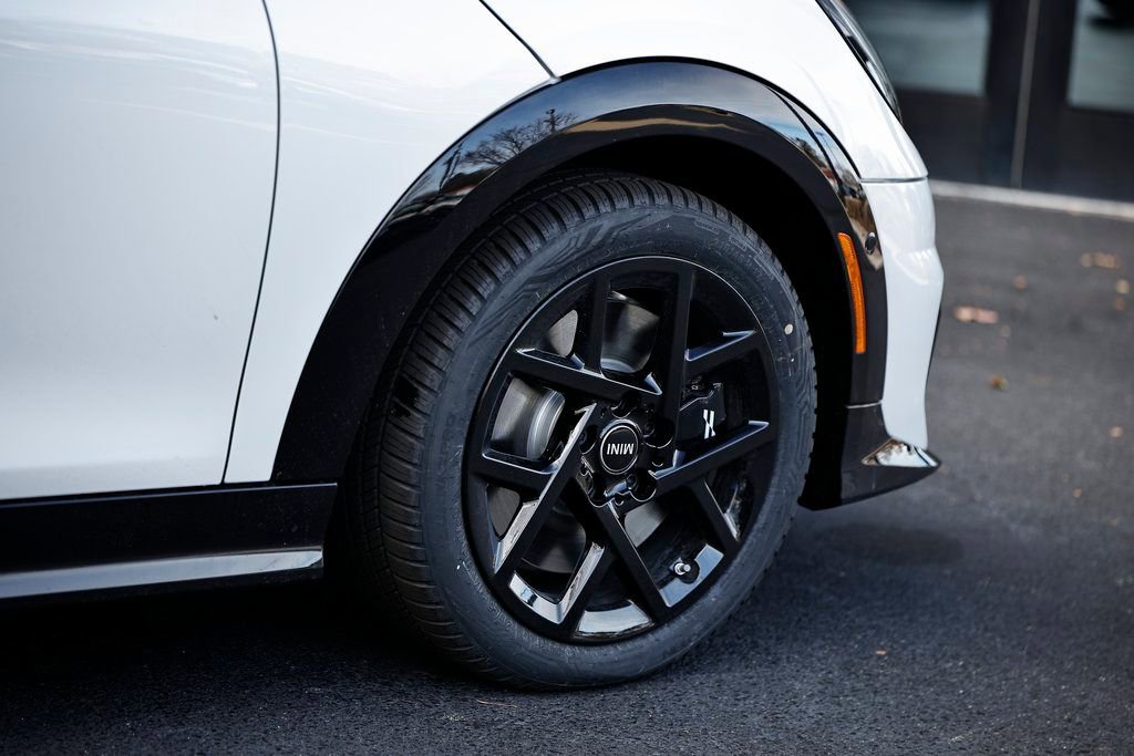 New 2026 MINI Cooper S image 5