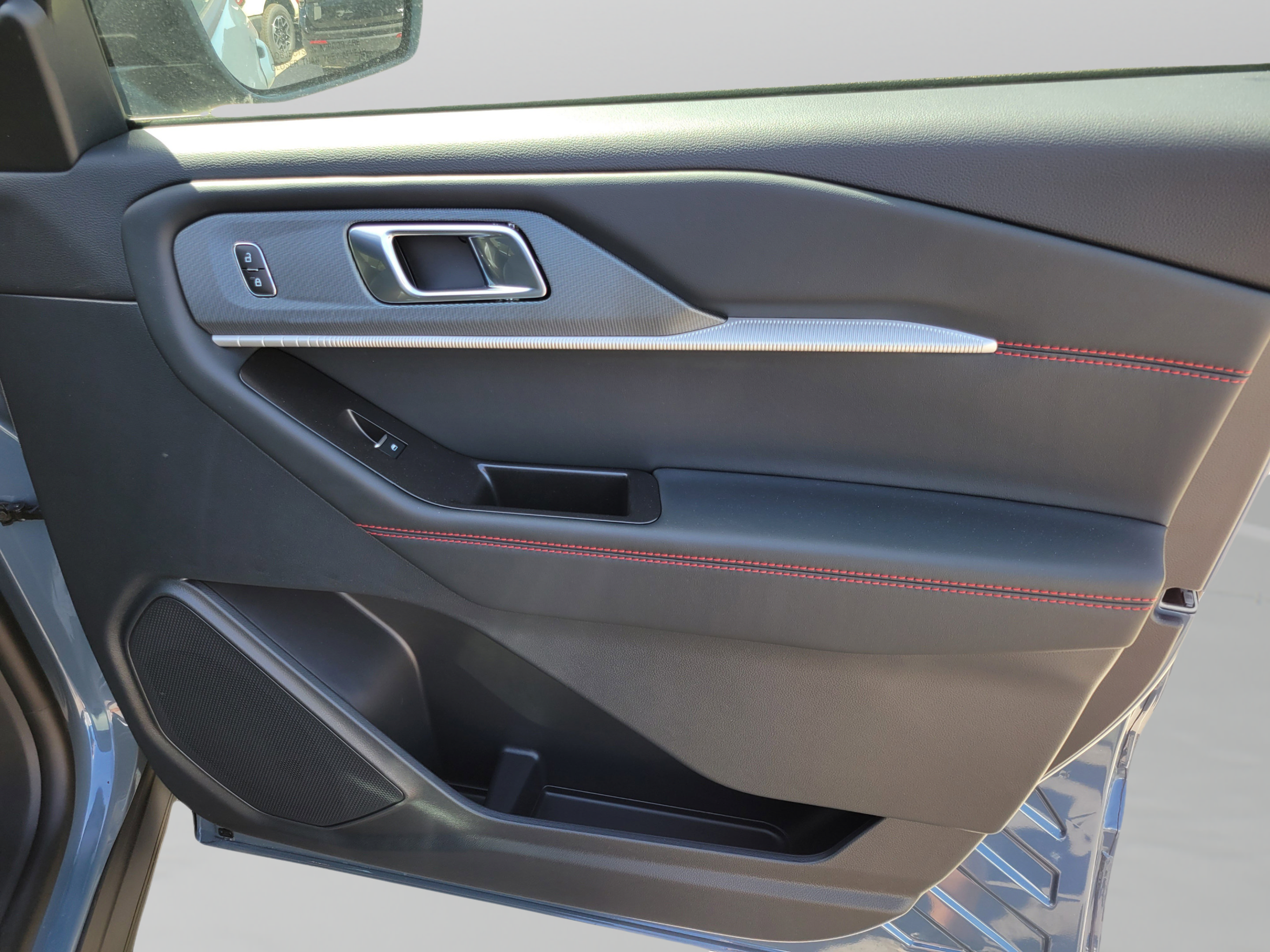 New 2026 Ford Explorer ST-Line RWD image 29