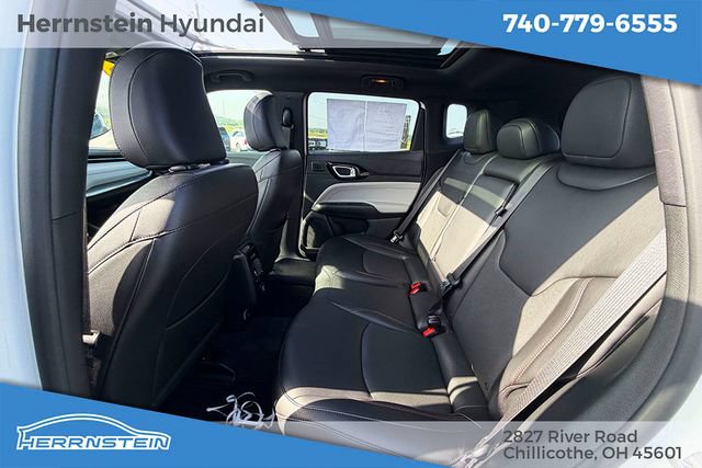 Used 2023 Jeep Compass Limited w/ Sun and Sound Group AWD/4WD image 24