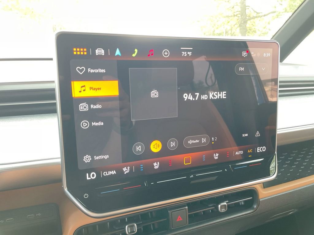 New 2025 Volkswagen ID. Buzz Pro S Plus image 43