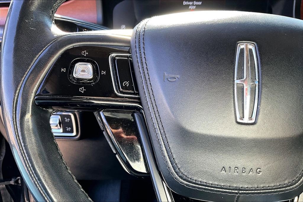 Used 2020 Lincoln Aviator Reserve w/ Elements Package Plus image 26