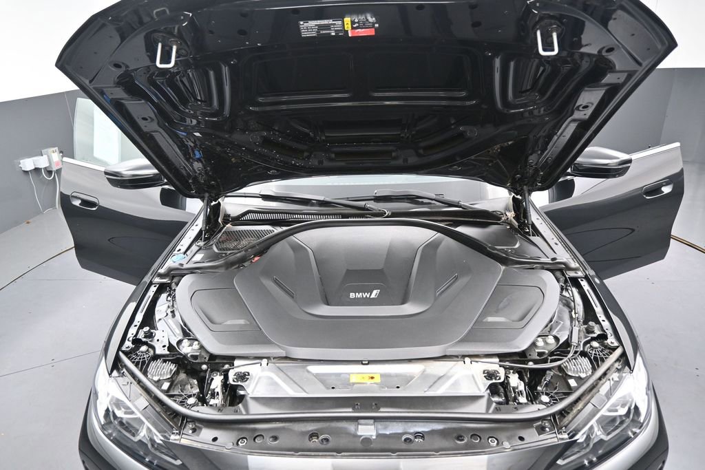 Used 2024 BMW i4 eDrive40 w/ Premium Package RWD image 39