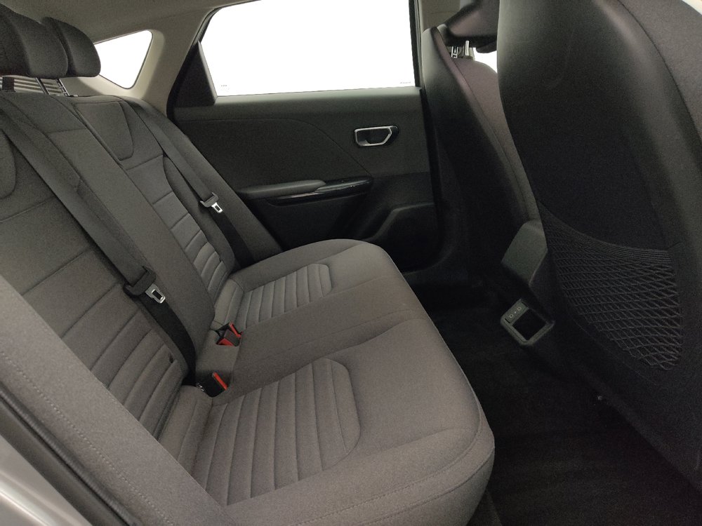 Used 2025 Kia K4 EX FWD image 19