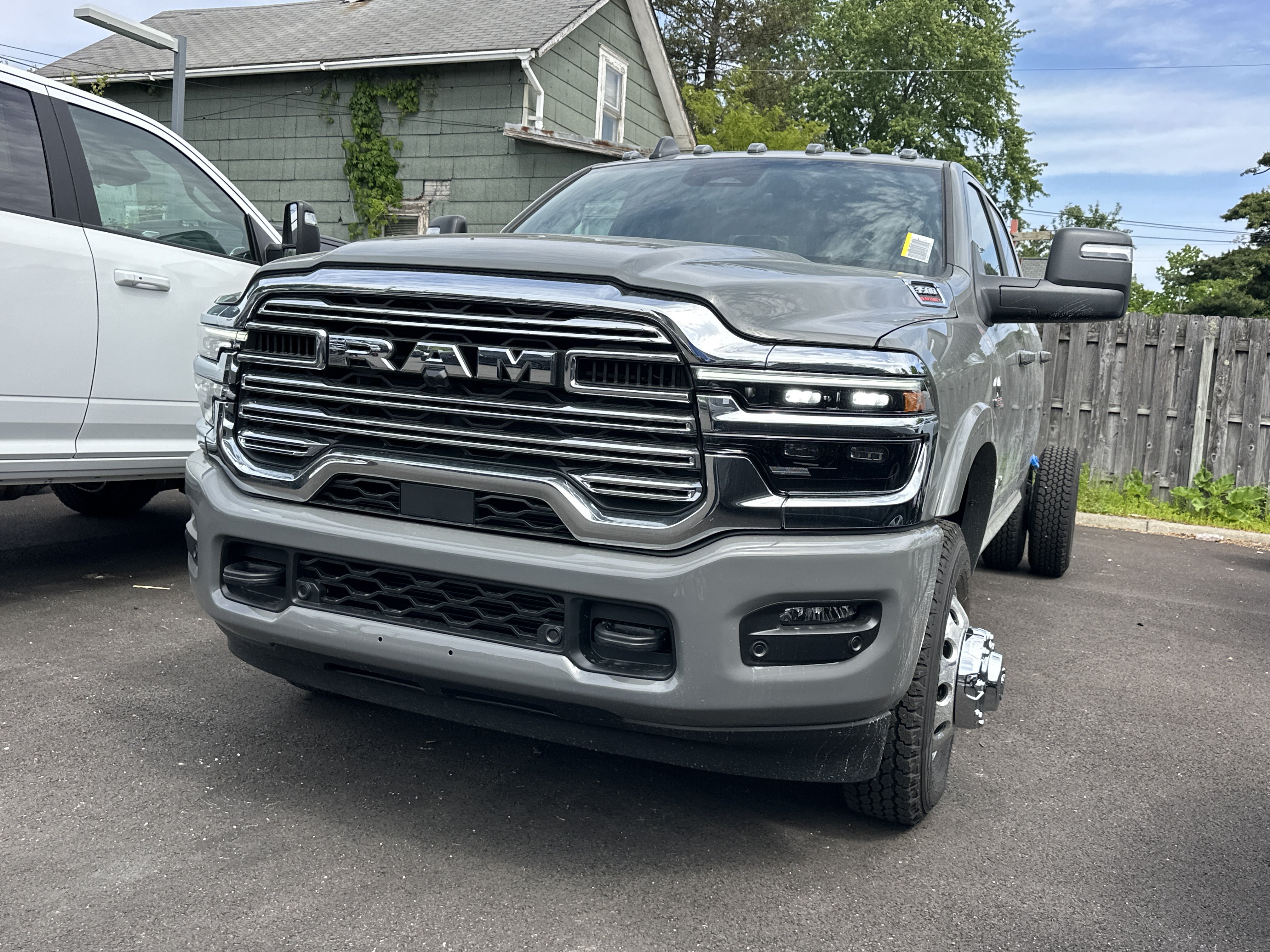 New 2026 RAM 3500 Big Horn w/ Laramie Trim Package AWD/4WD image 22