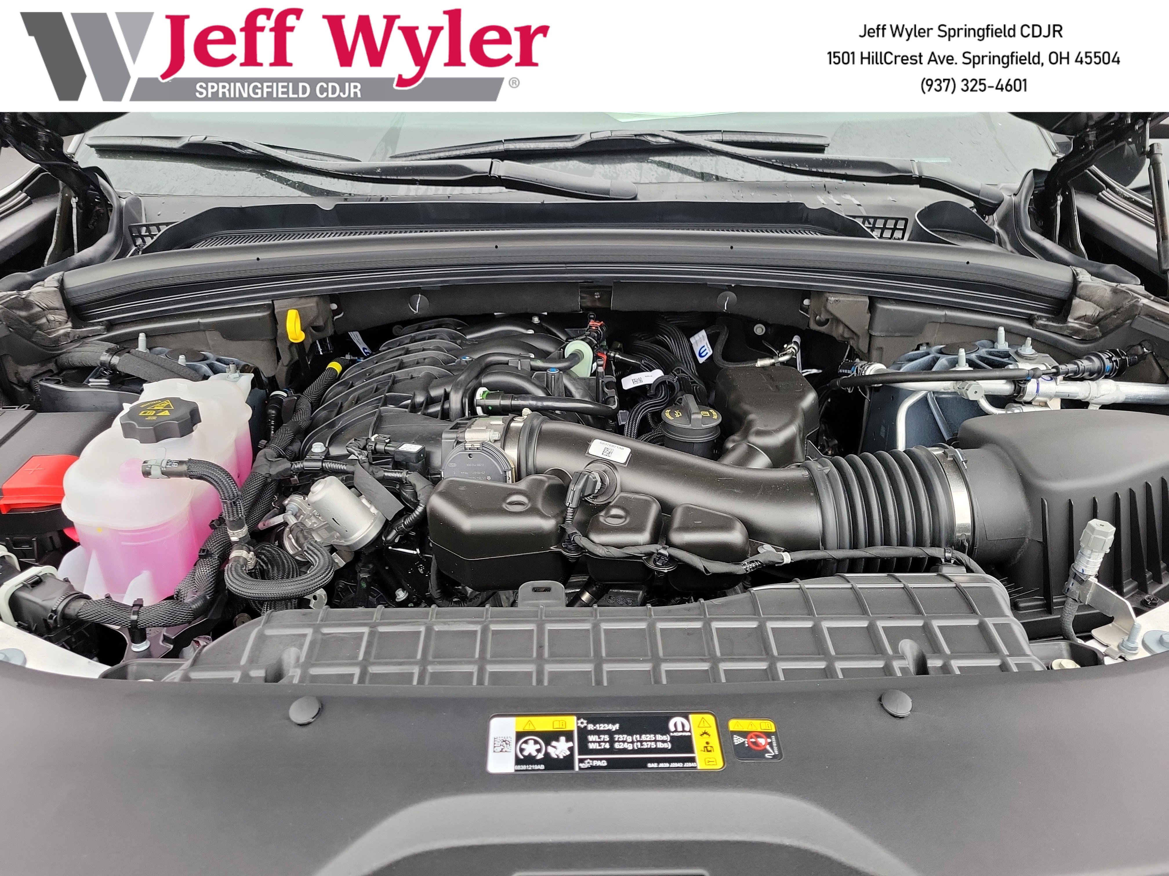 New 2025 Jeep Grand Cherokee L Laredo w/ Luxury Tech Group I image 17