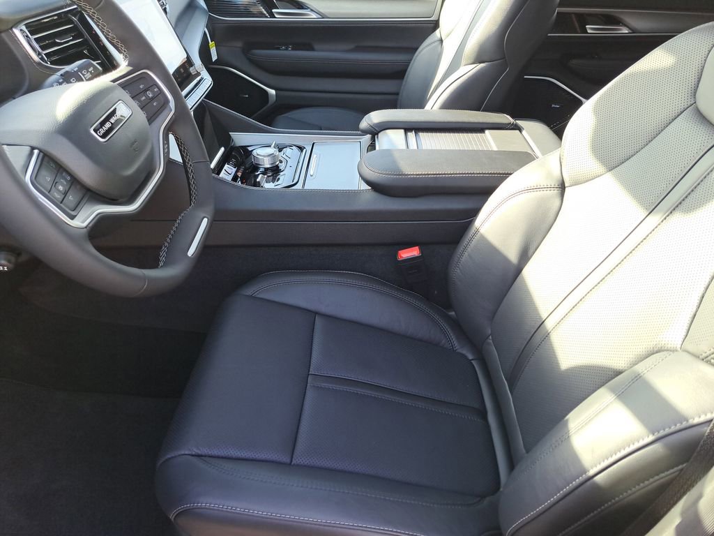 New 2026 Jeep Grand Wagoneer Limited image 19