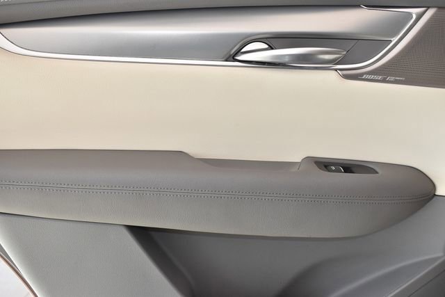 Used 2022 Cadillac XT5 Premium Luxury w/ LPO, Floor Liner Package AWD/4WD image 18