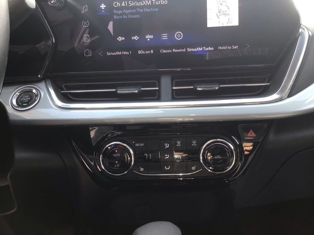 Used 2024 Chevrolet Trax LT w/ Driver Confidence Package image 21