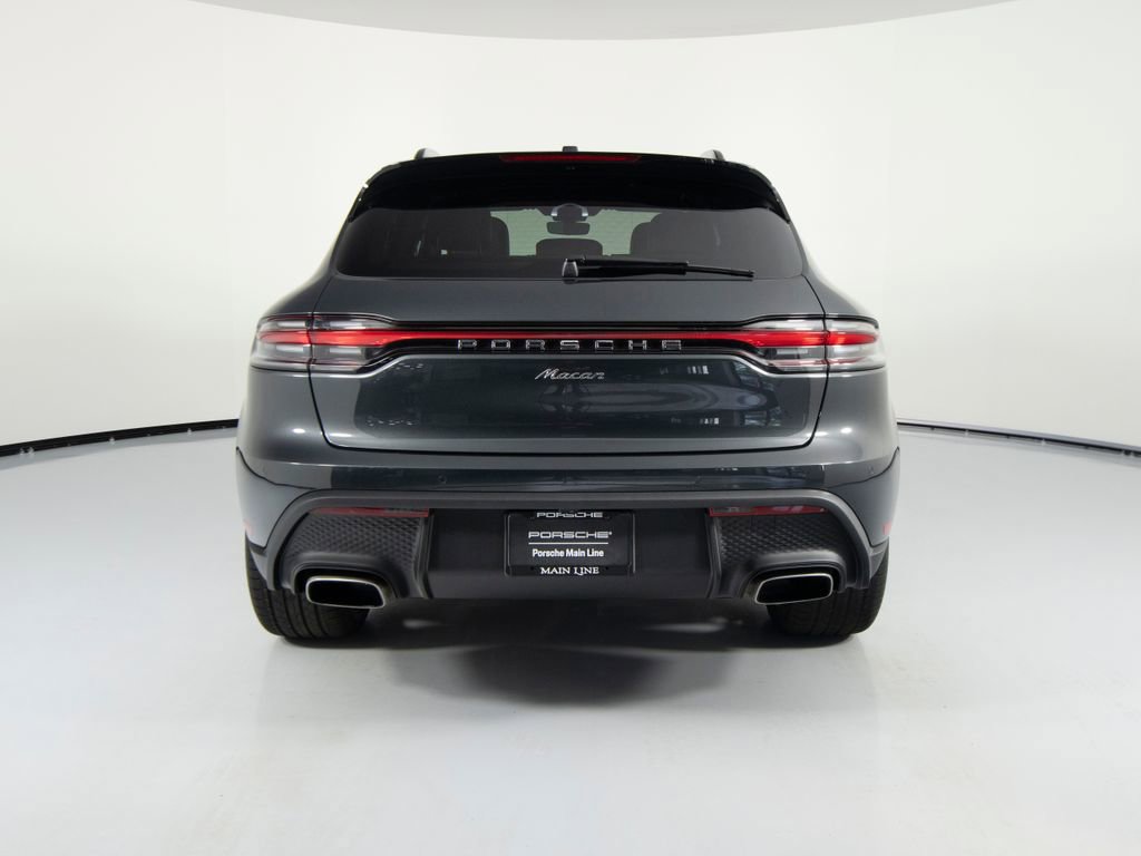 Certified 2026 Porsche Macan AWD/4WD image 9
