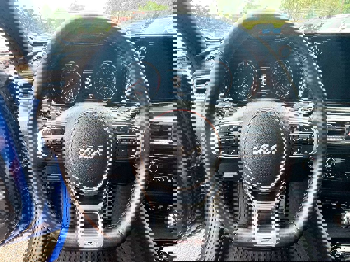Used 2024 Kia K5 GT w/ GT1 Package image 11