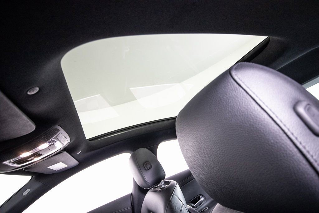 Used 2025 Mercedes-Benz CLA 250 image 22