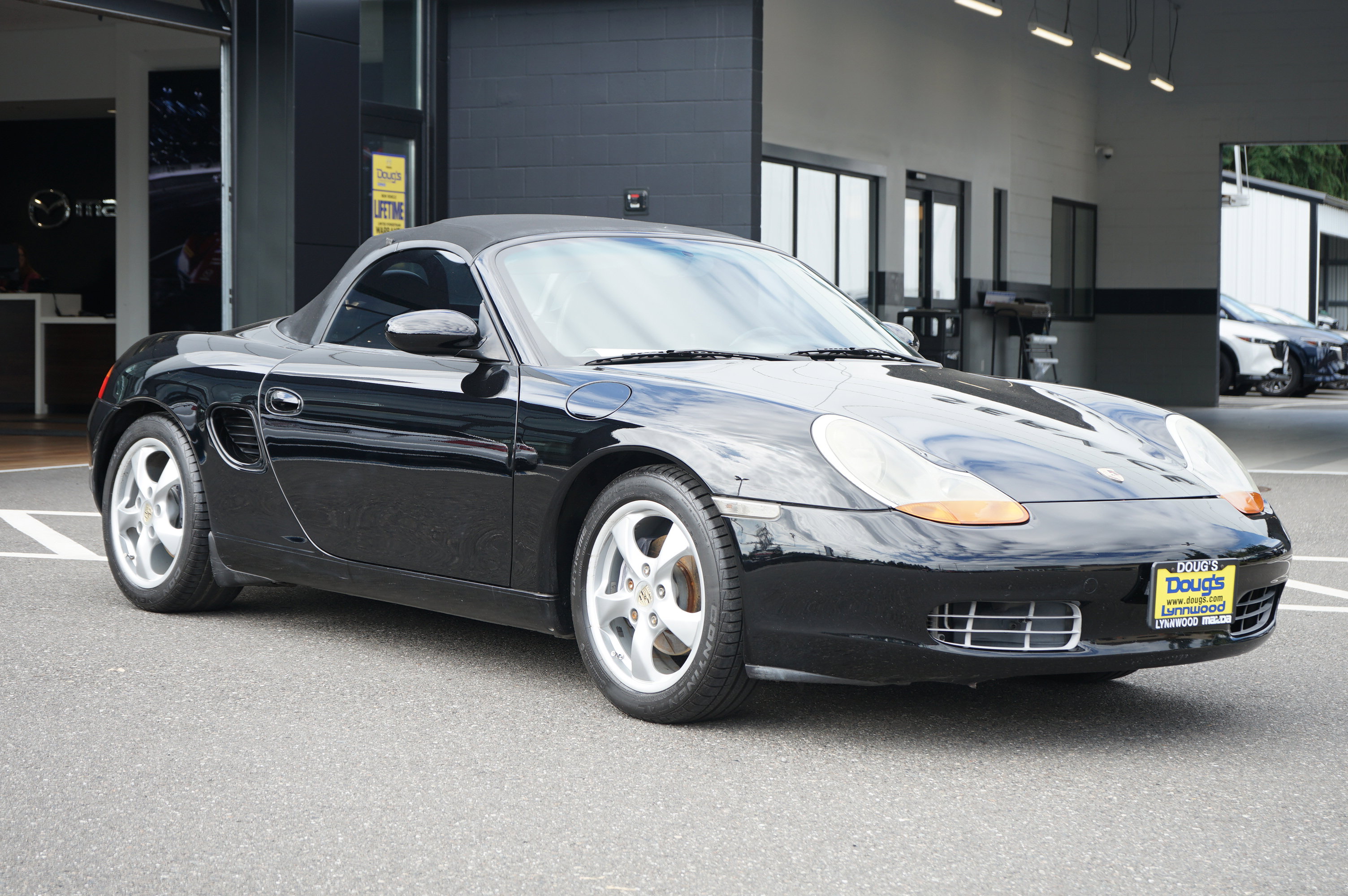Used 2002 Porsche Boxster image 2