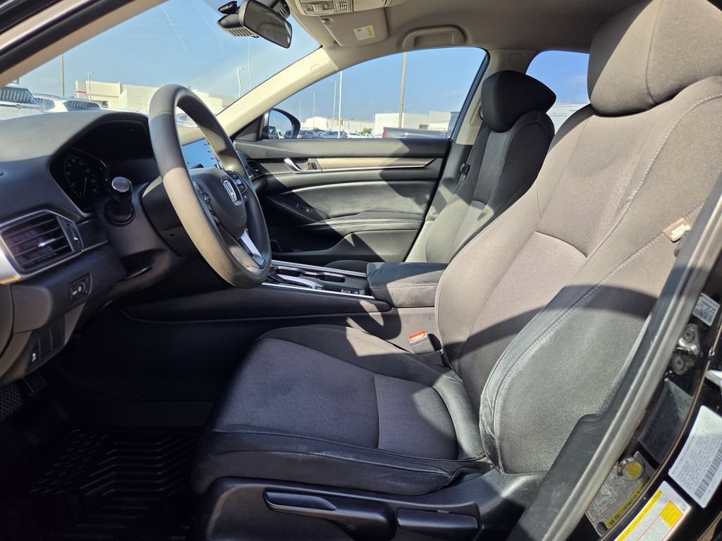 Used 2018 Honda Accord LX image 26