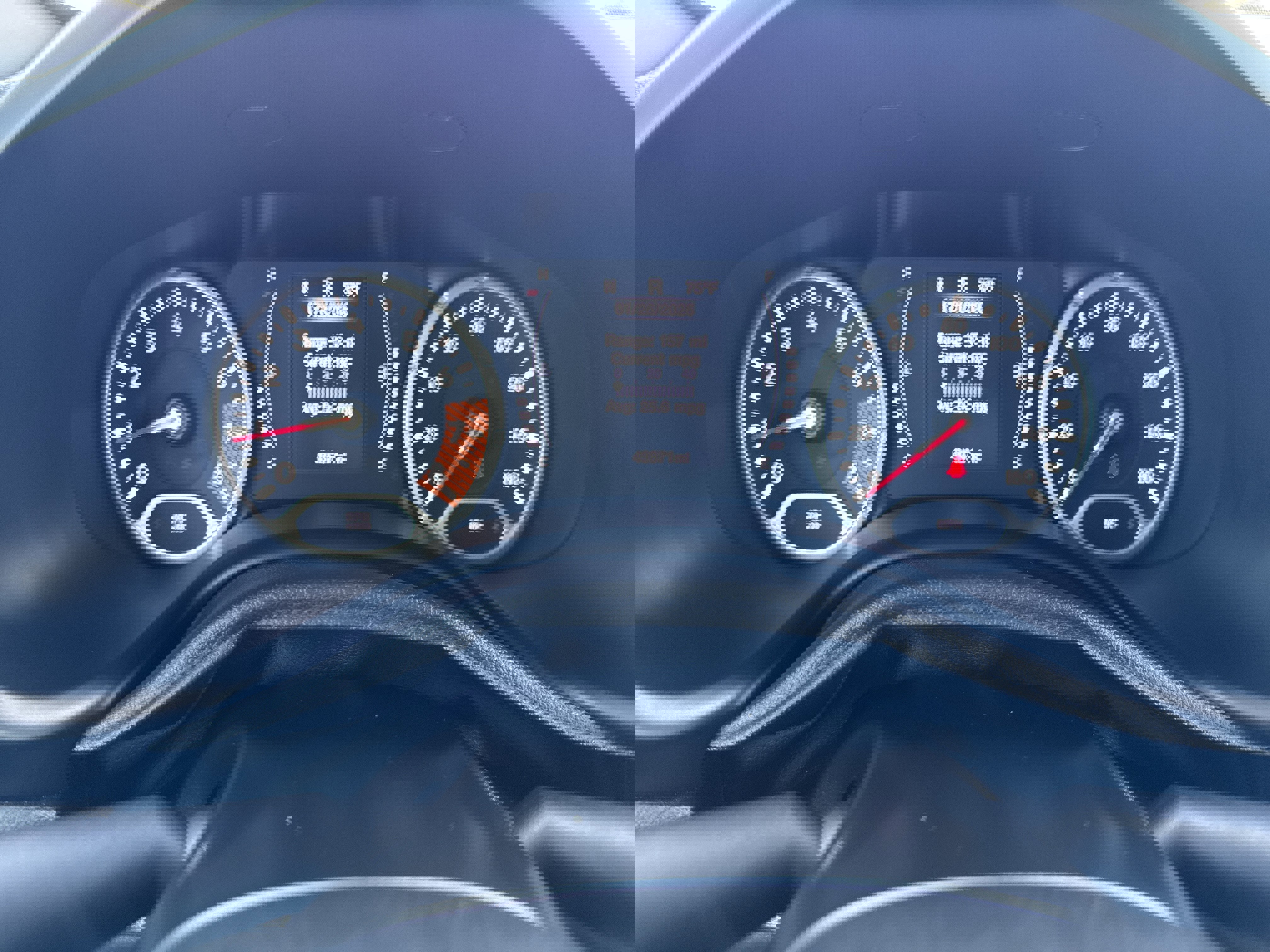 Used 2020 Jeep Renegade Latitude image 30