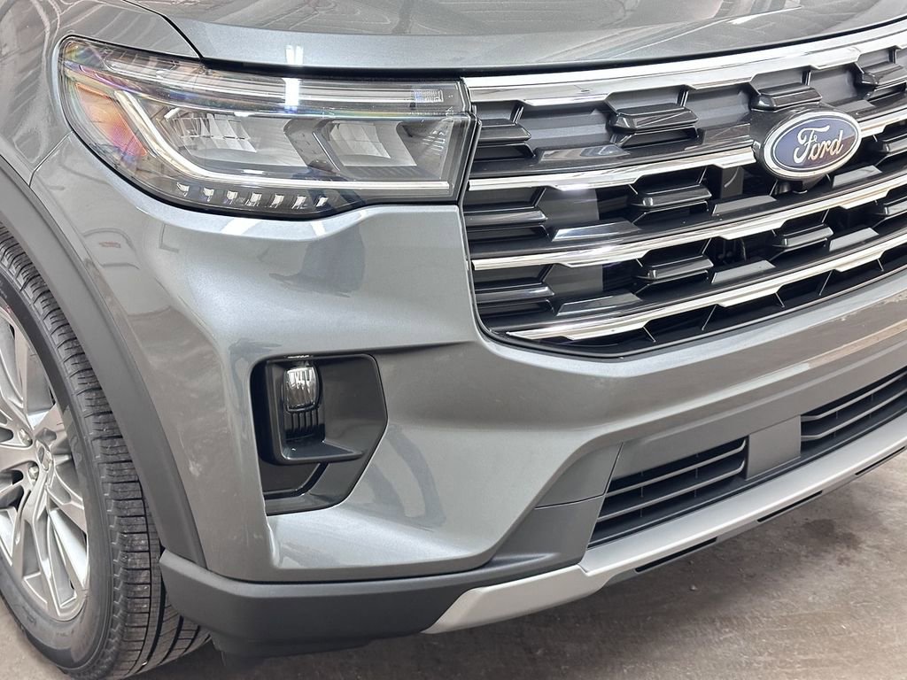 Used 2026 Ford Explorer Active w/ Active Comfort Package image 14