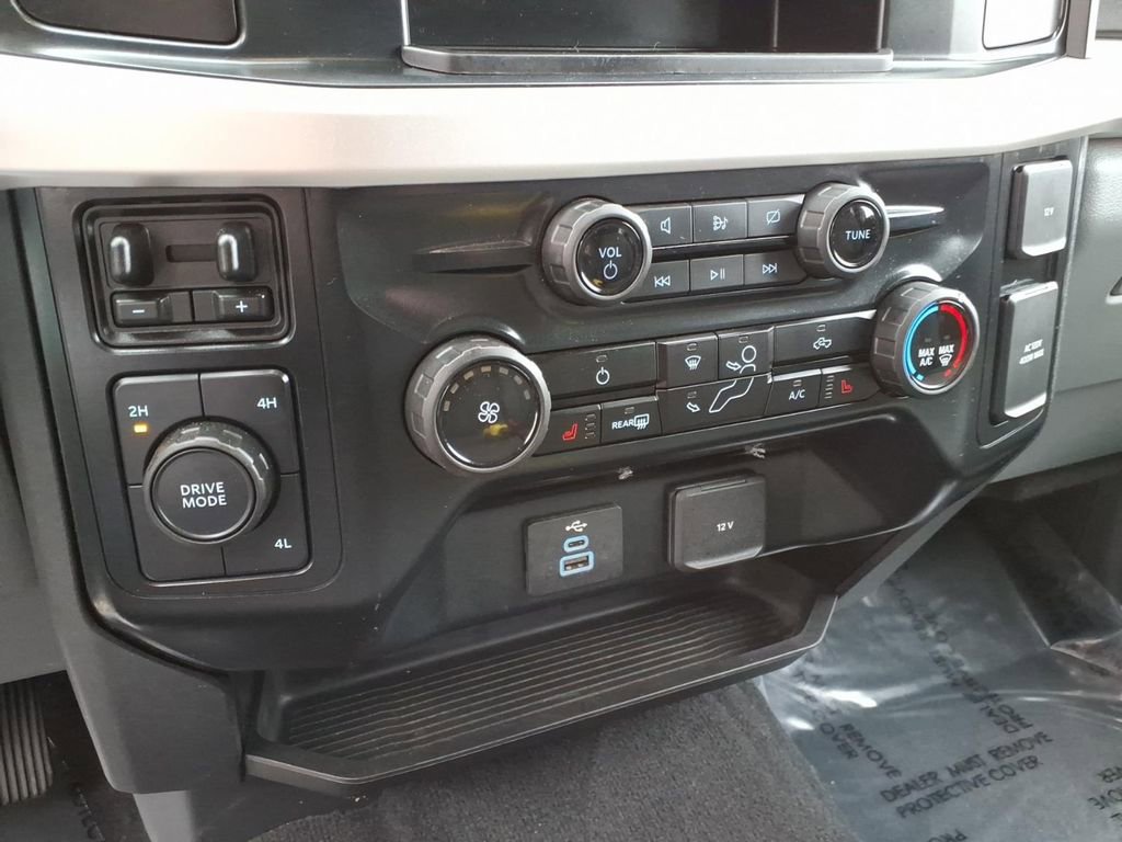 Used 2024 Ford F350 XLT w/ XLT Value Package image 26