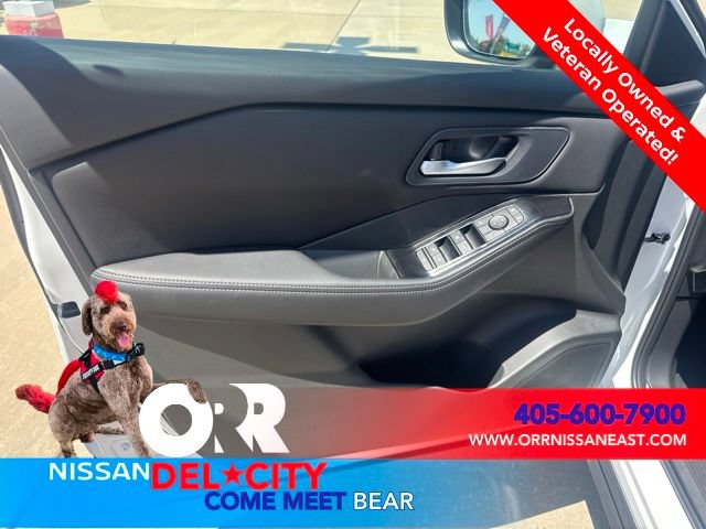 New 2026 Nissan Rogue SV FWD image 14