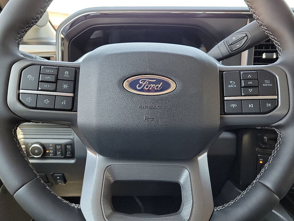 New 2026 Ford F350 Lariat w/ Lariat Premium Package AWD/4WD image 24