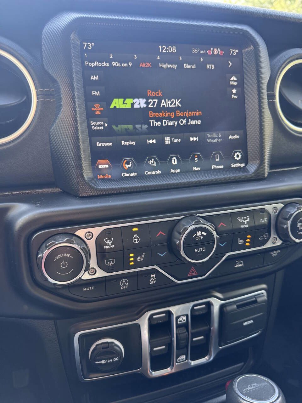 Used 2022 Jeep Gladiator Overland w/ Popular Equipment Package image 14