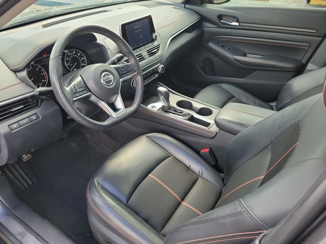 Used 2022 Nissan Altima 2.5 SR w/ Midnight Edition Package image 11