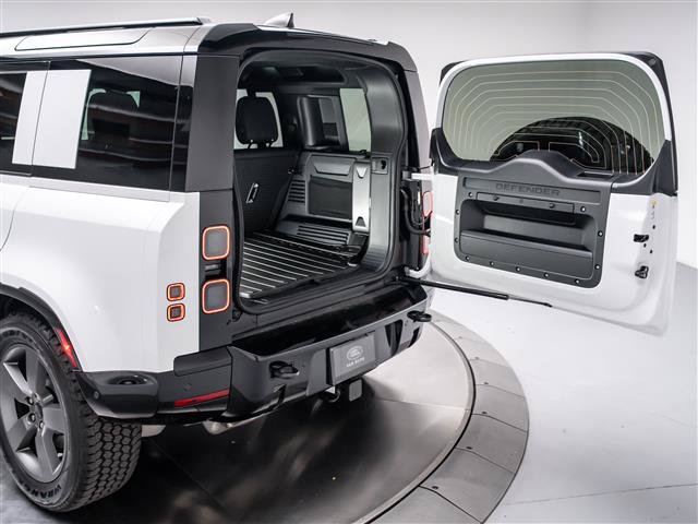 New 2026 Land Rover Defender 110 X-Dynamic SE AWD/4WD image 33
