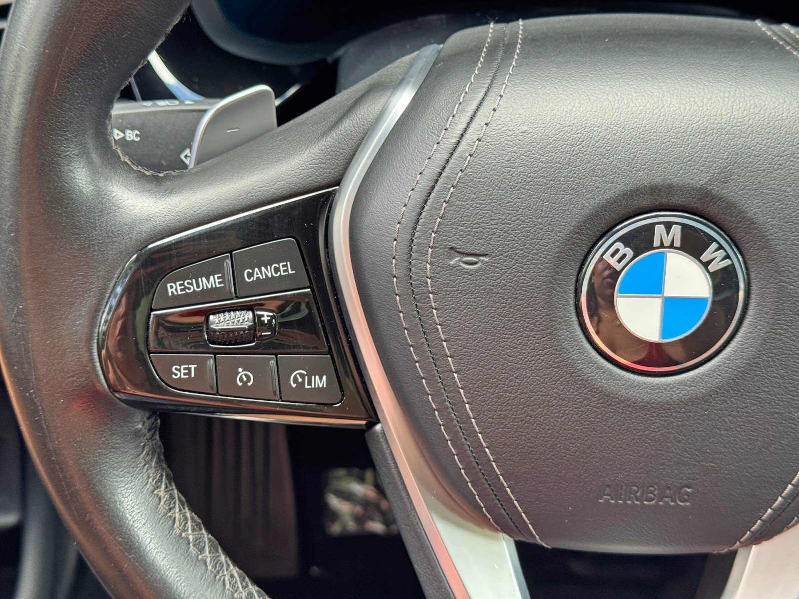 Used 2021 BMW 530i w/ Convenience Package RWD image 22
