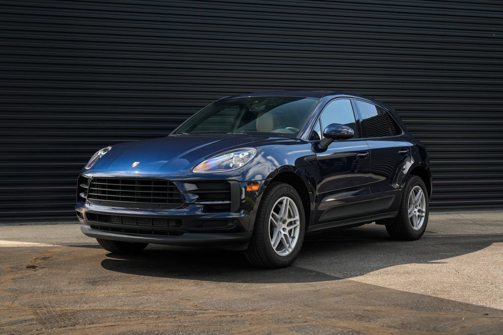 Certified 2021 Porsche Macan AWD/4WD image 1