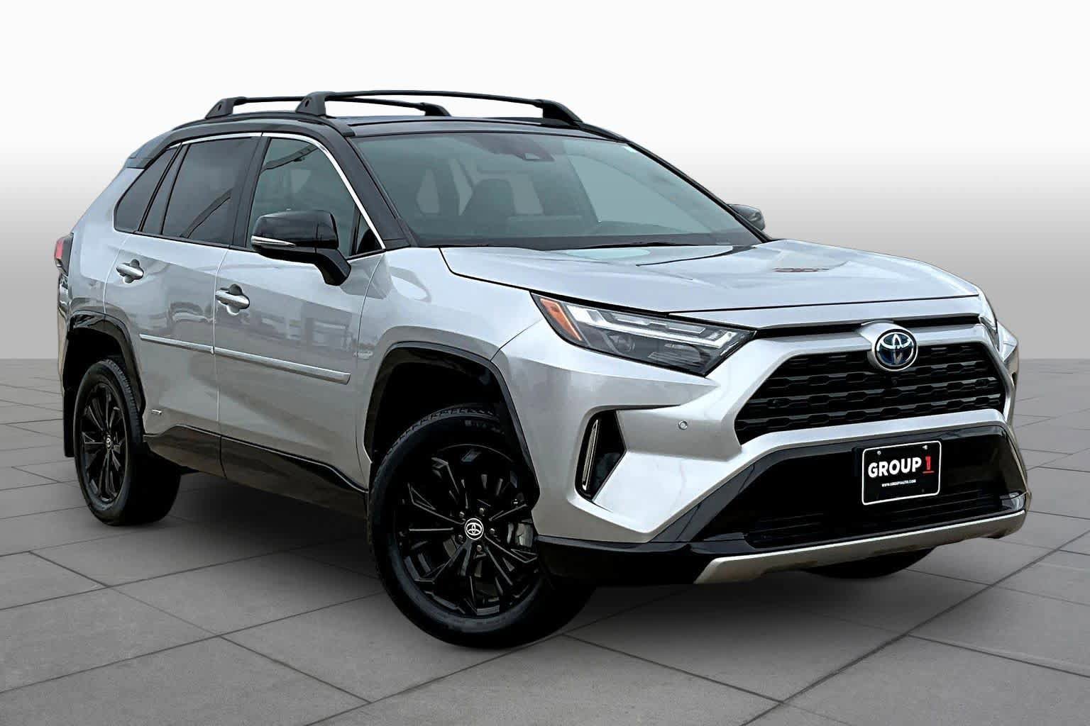 Used 2024 Toyota RAV4 XSE image 3