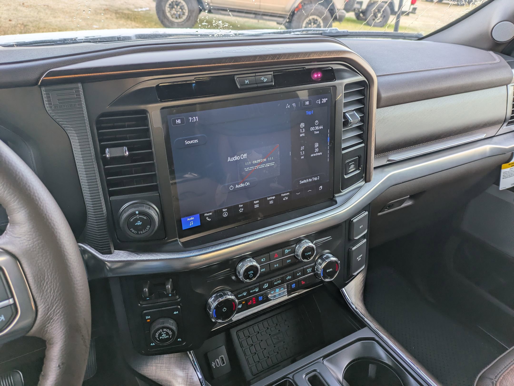 New 2025 Ford F150 King Ranch w/ FX4 Off-Road Package image 21