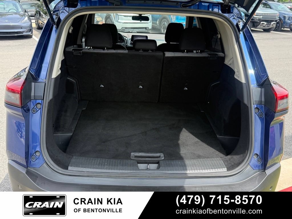 Used 2023 Nissan Rogue SV AWD/4WD image 32
