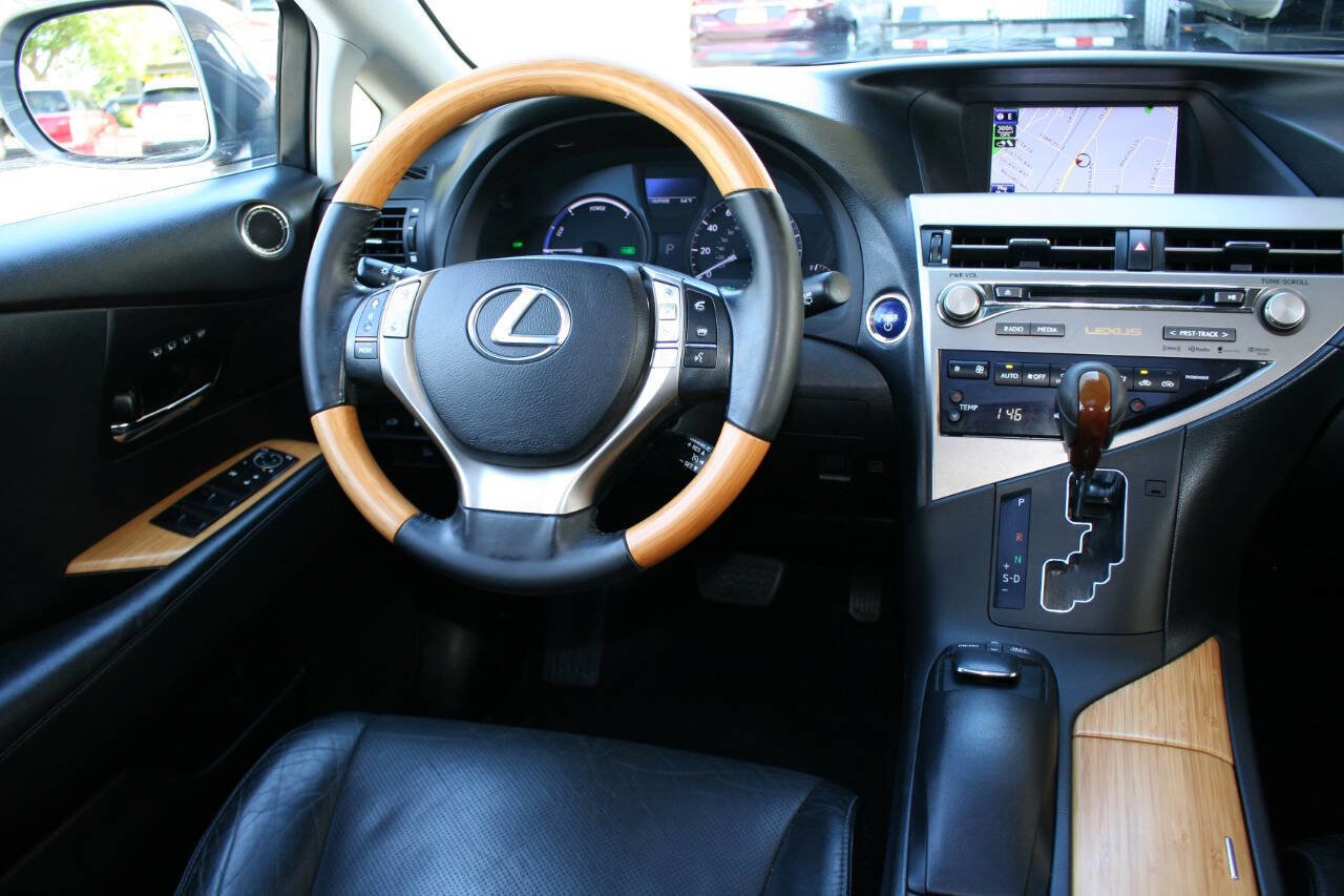 Used 2014 Lexus RX 450h AWD image 15