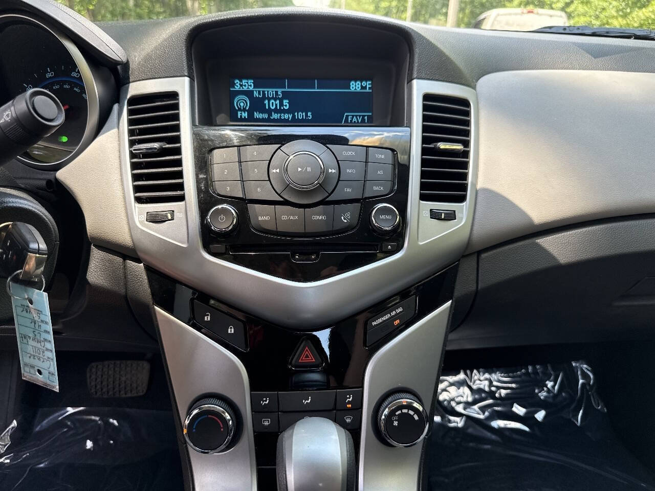 Used 2011 Chevrolet Cruze LS FWD image 22