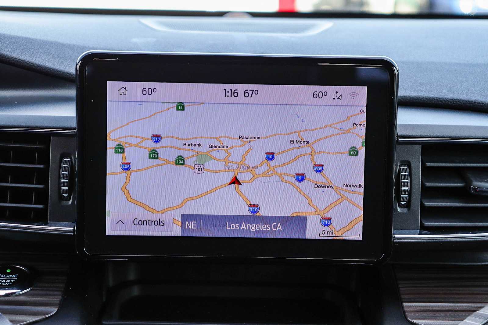 Used 2020 Ford Explorer Limited image 14