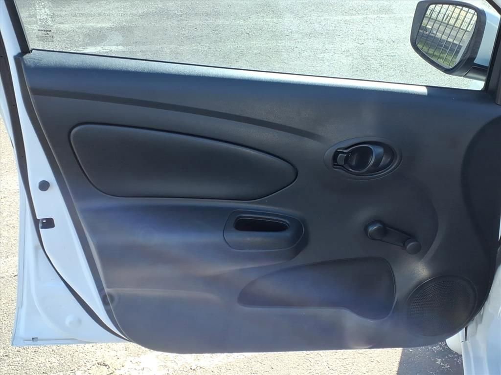 Used 2018 Nissan Versa S Plus image 11