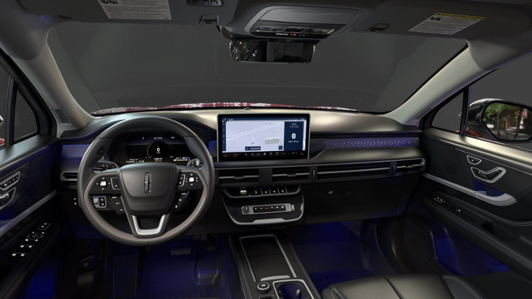 New 2025 Lincoln Corsair Grand Touring w/ Equipment Group 301A AWD/4WD image 31