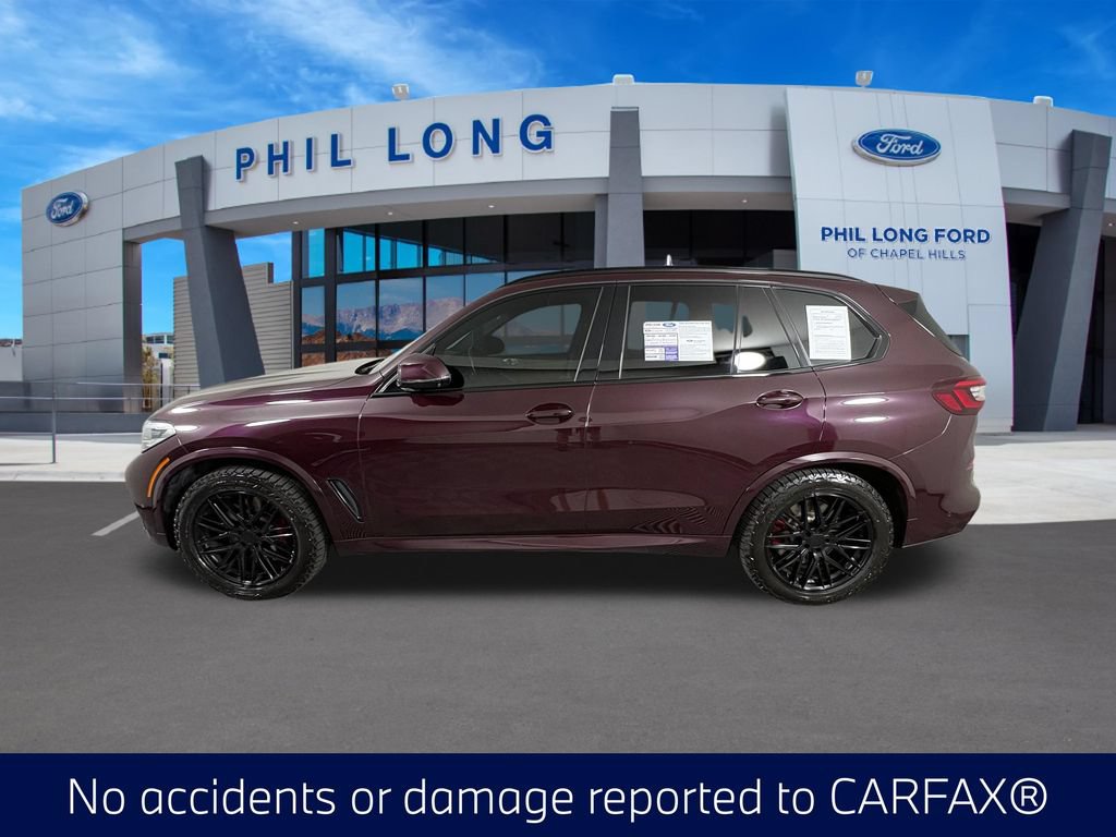 Used 2021 BMW X5 M50i AWD/4WD image 2