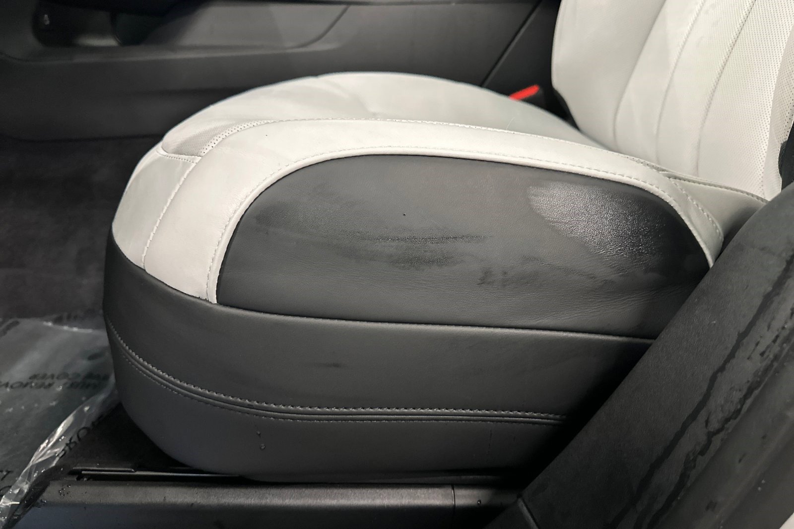 Used 2025 Land Rover Range Rover Sport Dynamic SE image 16