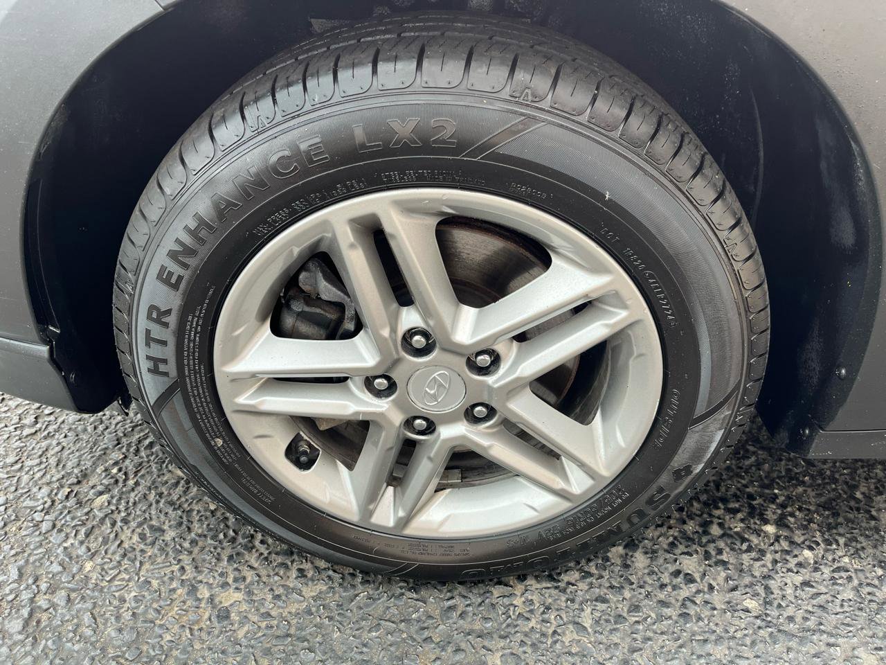 Used 2019 Hyundai Kona SE AWD/4WD image 14