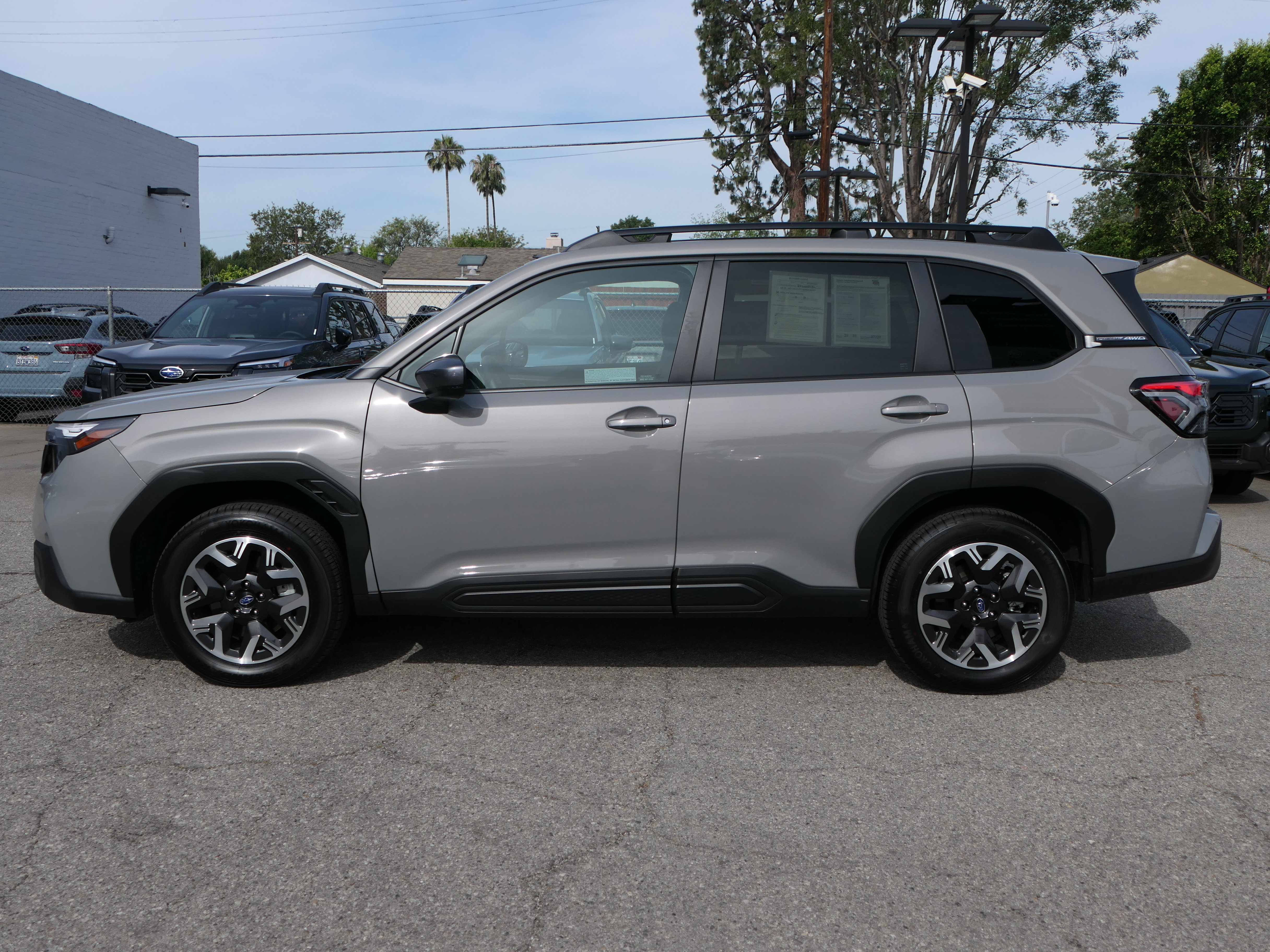 Used 2026 Subaru Forester Premium AWD/4WD image 2