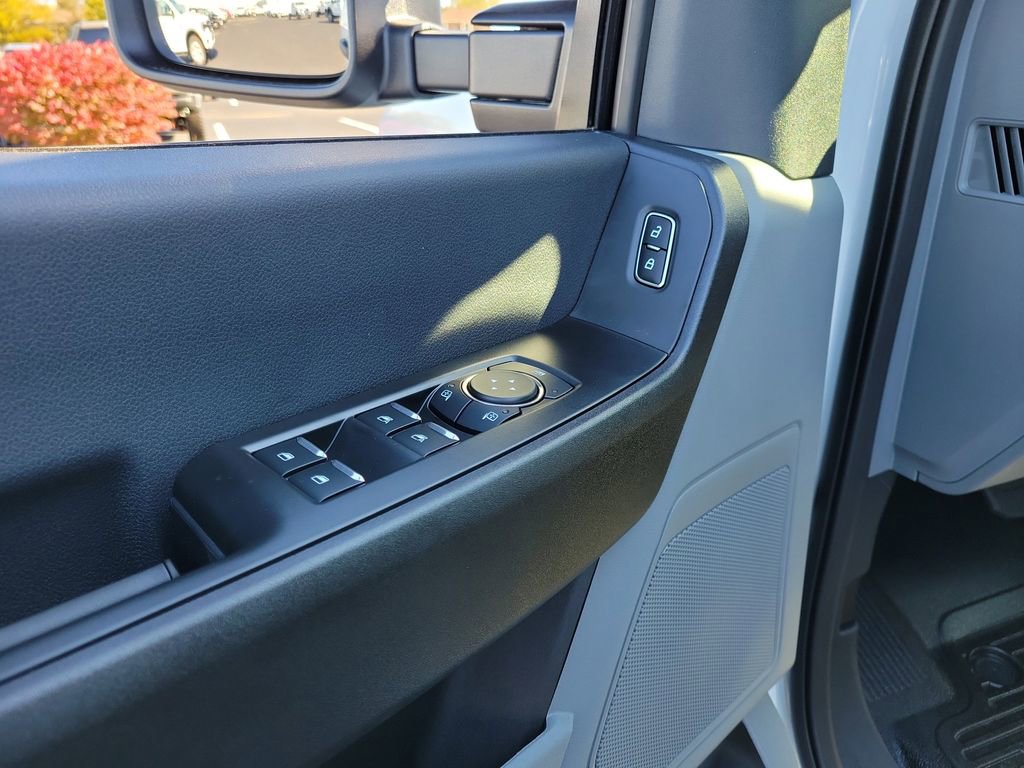 New 2026 Ford F350 XL w/ XL Chrome Package image 19