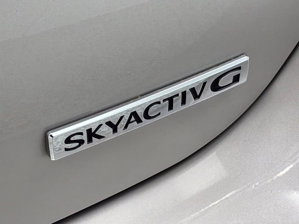 Used 2024 MAZDA MAZDA3 s FWD image 24