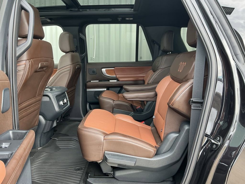 Used 2025 Ford Expedition Max King Ranch image 18